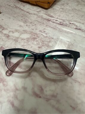 Gucci GG03720 Women’s Gladses